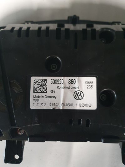 Панель приборів 5G0920860 VAG Фольксваген Гольф 2012-2020-1