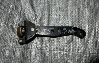 Ролик нижній лівих здвижних дверей VW T5 7H0843397H VAG Фольксваген Т5