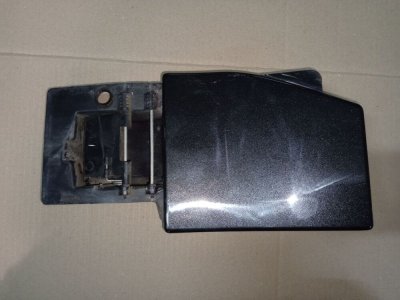 Лючок бака низький 2014+ 781207731R, 93867913 (колір уточнюйте) Рено Трафік 3, Опель Віваро, Фіат Таленто, Ніссан NV 300