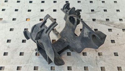 Кронштейн корпусу паливного фільтра 2010+ 2.3DCI 164199863R Рено Мастер 3, Опель Мовано, Ніссан NV400