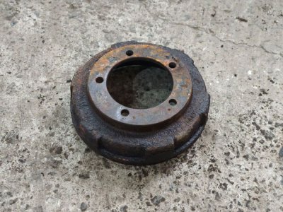 Тормозний барабан задній 2.0 2000-2006 2313908 Форд Транзит