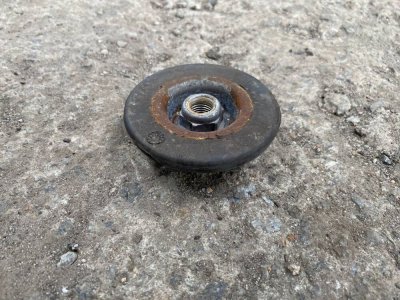 Опорна тарілка амортизатора верхня 7700426450 Рено Кенго 2003-2008