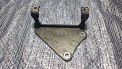 Кронштейн ЕГР, EGR 2003-2010 2.2CDI OM 646 A6461420040 639 Мерседес Віто