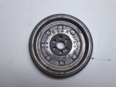 Маховик двомасовий демпфер АКПП DSG6 415074009 VAG Фольксваген