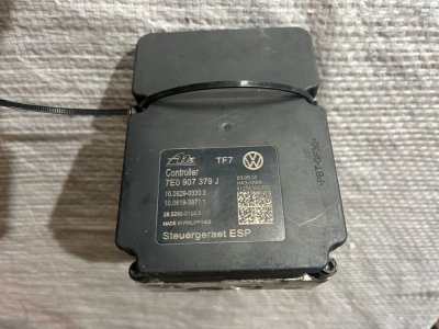 Блок АБС, ABS VW T5 7E0614517G, 7E0907379J VAG Фольксваген Т5-2