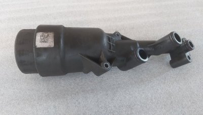 Корпус масляного фільтру 2.2 CDI ОМ651 2006+ 906 70321178 Мерседес Спрінтер