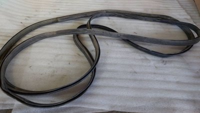 Ущільнювач задніх дверей низький(низька криша) 2006+ 906 A9066976298 Мерседес Спрінтер, Фольксваген Крафтер