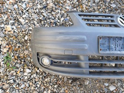 Бампер передній в зборі, з ПТФ, протимунками VW 2K0807221 VAG Фольксваген Кадді-1