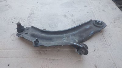 Ричаг передній правий 8200586567, A4153300200 Рено Кенго 2,3, Мерседес Сітан