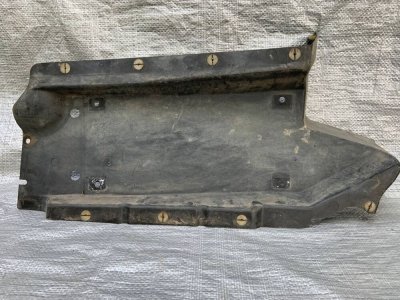 Захист днища кузова лівий VW T5 7H0825337 VAG Фольксваген Т5