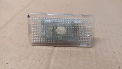 Плафон освітлення багажника 3' E90 LCI  2.0 дизель N47 2005-2013 седан 63316962039 БМВ, BMW