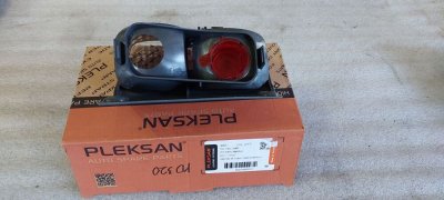 Фонар НОВИЙ заднього ходу лівий під плату 2010+ PLEKSAN P3965, 8200968070 Рено Трафік, Опель Віваро, Ніссан Прімастар-1