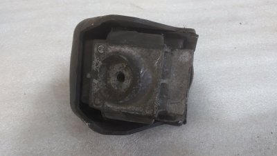 Подушка двигуна, мотора A9062411713 2006+ Фольксваген Крафтер, Мерседес Спрінтер 906