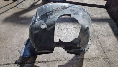 Підкрилок передній правий 2003-2010 A6396842177 639 Мерседес Віто-1