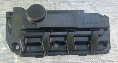 Кожух під кришку двигуна 2.2CDI 2003-2010 А6460162724 639 Мерседес Віто