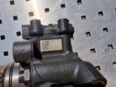 Паливний насос високого тиску з регулятором тиску ПНВТ, ТНВД 2.3 dсi 2010+ бітурбо 167008683R Рено Мастер 3, Опель Мовано, Ніссан NV400-1