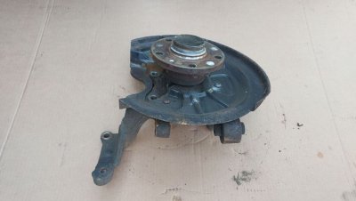 Ступиця, цапфа, поворотний кулак задній лівий 1K0505435AC, 1T0615611B VAG Фольксваген Гольф-0