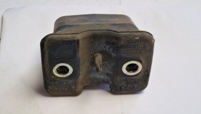 Відбійник бокової здвижної дверки 2010+ 908780014R Рено Мастер 3, Опель Мовано, Ніссан NV400