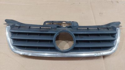 Решітка радіатору без значка 1T0853651, 1T0853653 VAG Фольксваген Туран