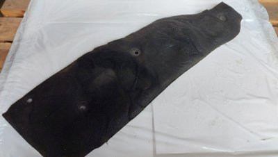 Обезшумка, утеплювач, шумоізоляція капоту 8200315565, 93852353 Рено Трафік, Опель Віваро, Ніссан Прімастар