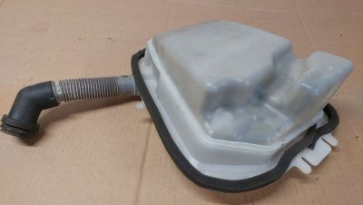 Бачок омивача 2000-2005 3.0 повний привід 3' E46 універсал 61688374557 БМВ, BMW
