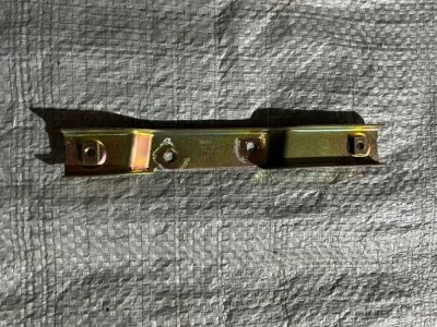 Кронштейн стеклоподъемника передней левой двери VW T4 701837533 VAG Фольксваген Т4