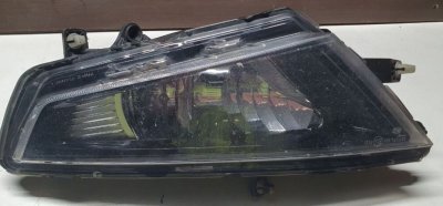 Фара передня ліва ДЕФЕКТ VW 17958801 VAG Фольксваген Сеат Леон