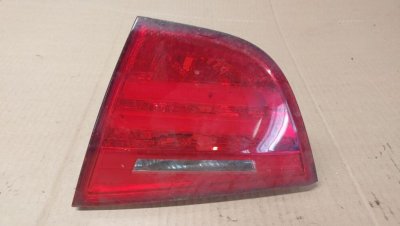 Фонар задній правий внутрішній 3' E90 LCI  2.0 дизель 2005-2013 седан 63217289428, 7154156 БМВ, BMW