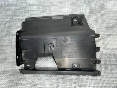Кронштейн кріплення бампера, клика задній правий VW T5 7H0807130A VAG Фольксваген Т5