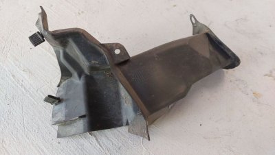 Гофра,водовідвід, дренаж, шланг відводу води під лобовим склом правий 3' E90 LCI  2.0 дизель N47 2005-2013 седан 64316925978 БМВ, BMW
