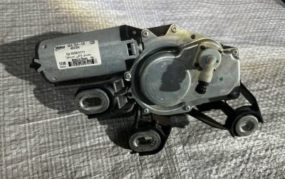 Моторчик склопідйомника задніх дверей, ляди 2003-2010 A6398200408 639 Мерседес Віто