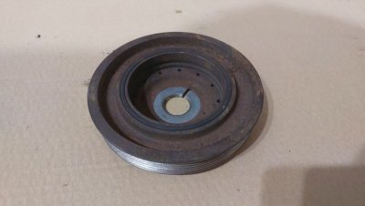 Шків колінвалу передній 6ПК(6 ручейків) K9K 1.5DCI 123030453R, A6070300003 Рено Кенго 2,3, Мерседес Сітан