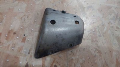 Кронштейн 2.5 TDI, BJK 2E0253047M VAG Фольксваген Крафтер 2006+