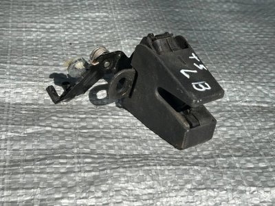 Замок задньої лівої дверки верхній VW T5 7H0827161A VAG Фольксваген Т5