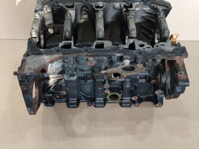 Блок двигуна перевірений голий під розточку або гільзовку 2.0 2019+ M9R710 12413R Рено Трафік 3, Опель Віваро, Фіат Таленто, Ніссан NV 300-2