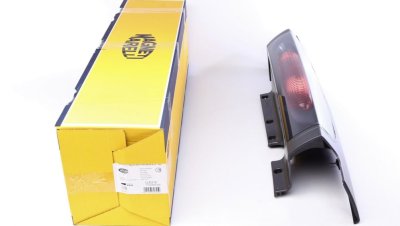 Фонар задній лівий, стоп, поворот НОВИЙ розпашні двері дорестайл -2006 8200336835  714025460704 MAGNETI MARELLI Рено Трафік, Опель Віваро, Ніссан Прімастар-1