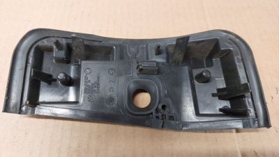 Ущільнювач моторного відсіку 3' E90 LCI  2.0 дизель 2005-2013 седан 34306769327 БМВ, BMW