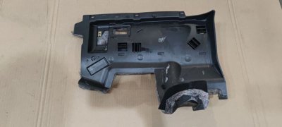 Накладка під руль, пластик знизу керма A2036804739 Мерседес C-clas W203