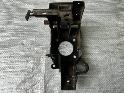 Кронштейн кріплення педалей VW T4 701721115L VAG Фольксваген Т4
