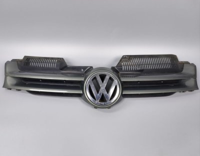 Решітка радіатора 2003-2006 1T0853601, 1K0853651A, 1K0853655A VAG Фольксваген Гольф 5