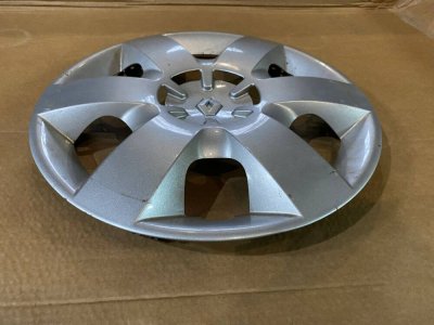 Колпак, ковпак колісний великий R15 8200455115 Рено Кенго 2008+