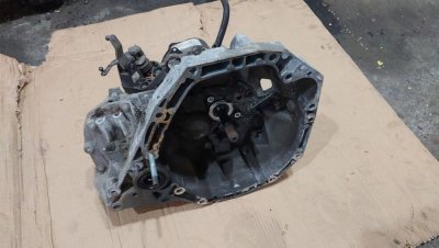 КПП, механічна коробка передач CE JRQ K9GF 8200459875 1.5 K9K Рено Кенго 2008+