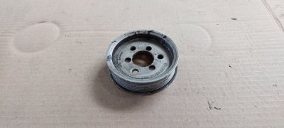 Шків насоса ГУ, гідропідсилювача 2.0 TDI 2011+ 06H145255F Фольксваген Крафтер