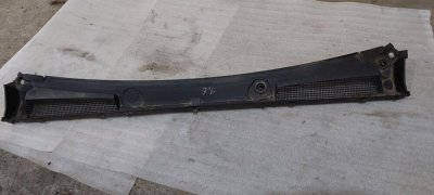 Жабо двірників, пластик під лобове скло 2014+ 668114420R Рено Трафік 3, Опель Віваро, Фіат Таленто, Ніссан NV 300