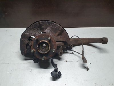 Поворотний кулак, ступиця передня права в зборі з датчиком АБС 2002-2007 GJ6A-33-020 Мазда 6