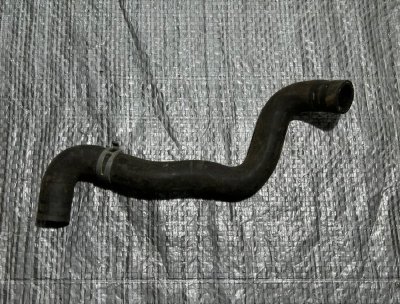 Патрубок системи охолодження VW T5 7H0121157J VAG Фольксваген Т5