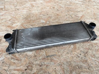 Радіатор інтеркулера 2006-2011 2.5TDI 9065000000, 2E0145804 VAG Фольксваген Крафтер