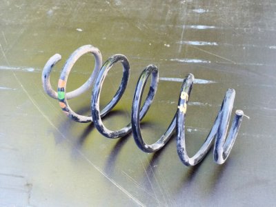 Пружина передня 2010-2015 3C0411105A VAG Фольксваген Пассат B7