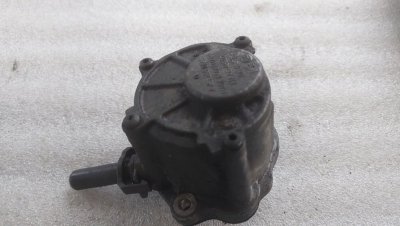 Вакуумний насос 2.2 CDI ОМ651 2006+ 906 A6512300165 Мерседес Спрінтер