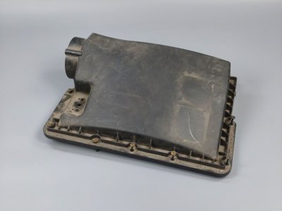 Кришка корпусу повітряного фільтру 2006+ 906 A0000902651, 2E0129601B Мерседес Спрінтер, Фольксваген Крафтер